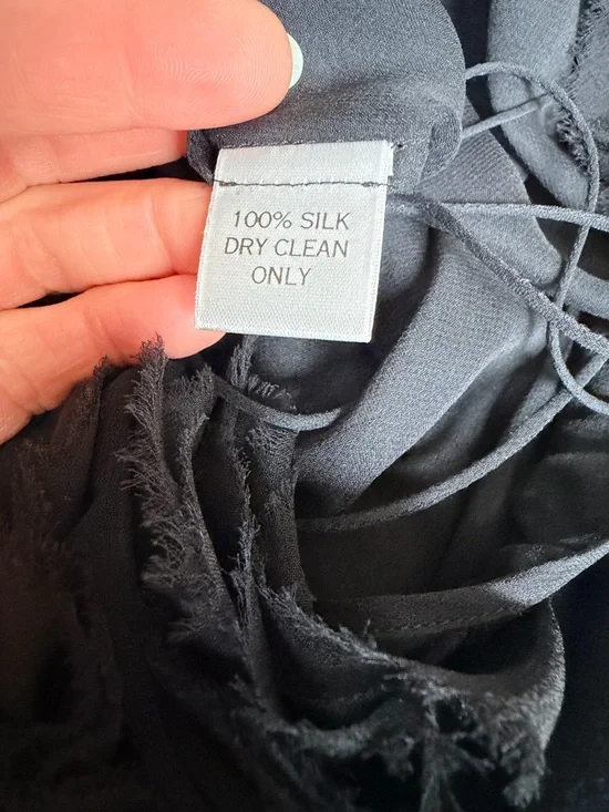 Morgan’s Le Fay Sheer Ruffled Robe - Picture 5 of 7